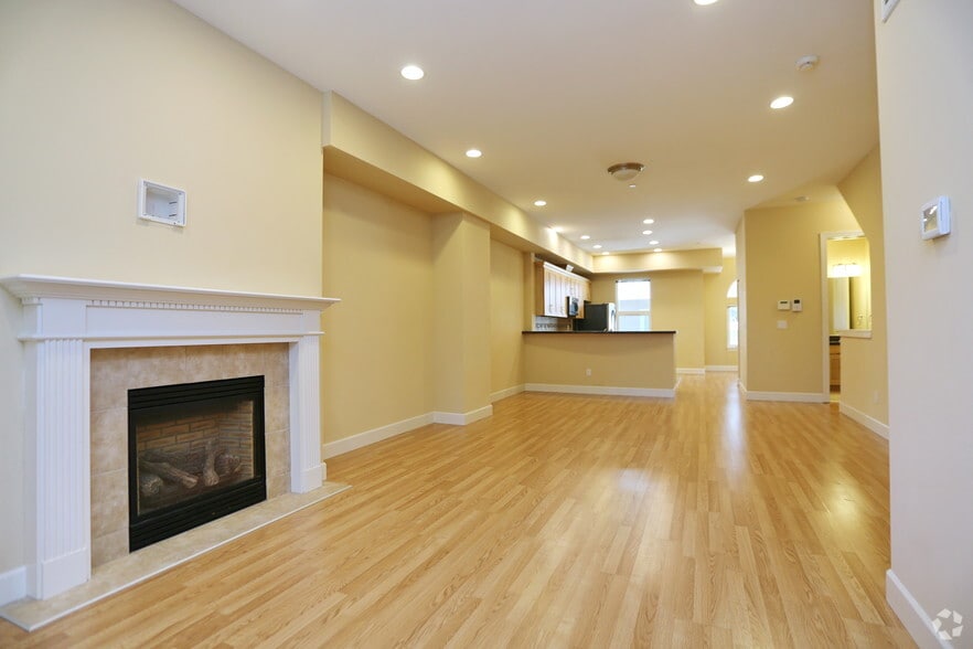 4BR, 3.5BA - 2,065 SF - Milano Townhomes