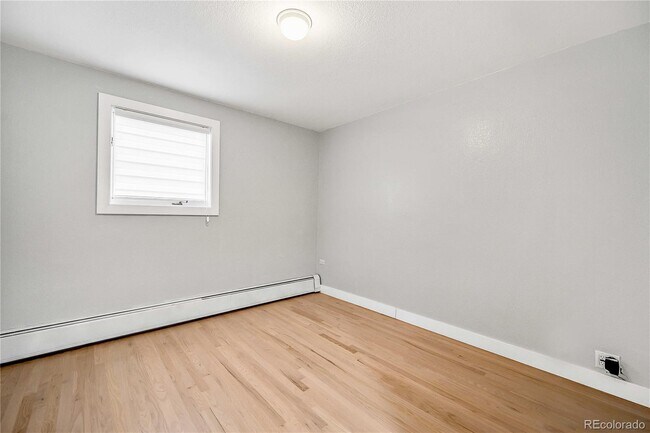 Building Photo - 4815 E 6th Ave Pkwy