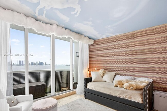 Building Photo - 1900 Sunset Harbour Dr