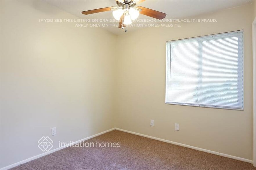 Building Photo - 2732 Wiltshire Ave