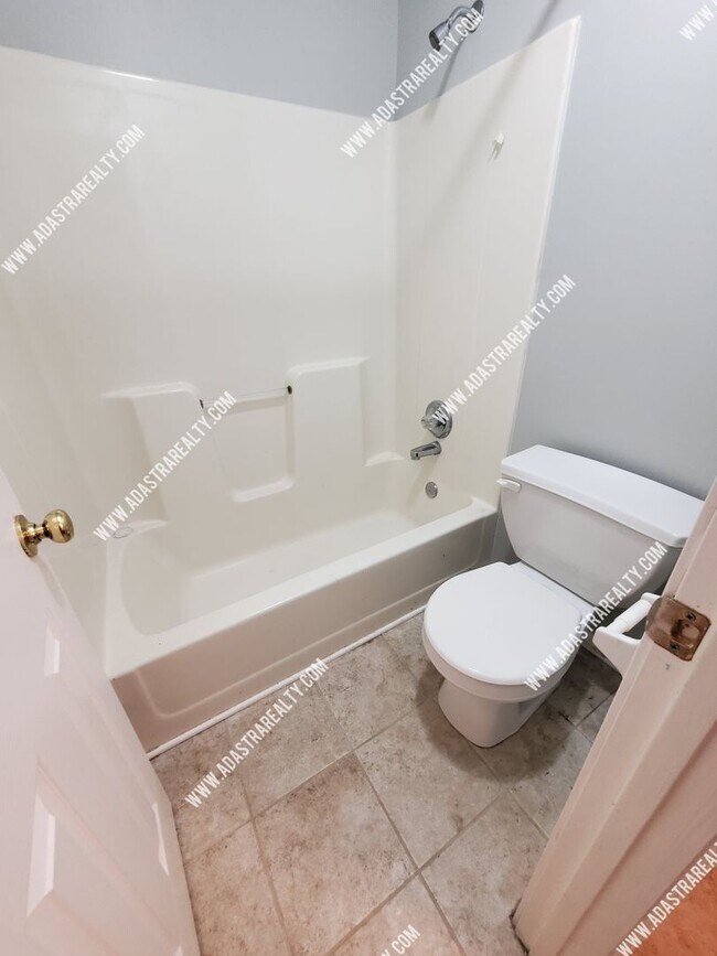 Building Photo - Beautiful and Spacious Louisburg Townhome-Available in MAY!!