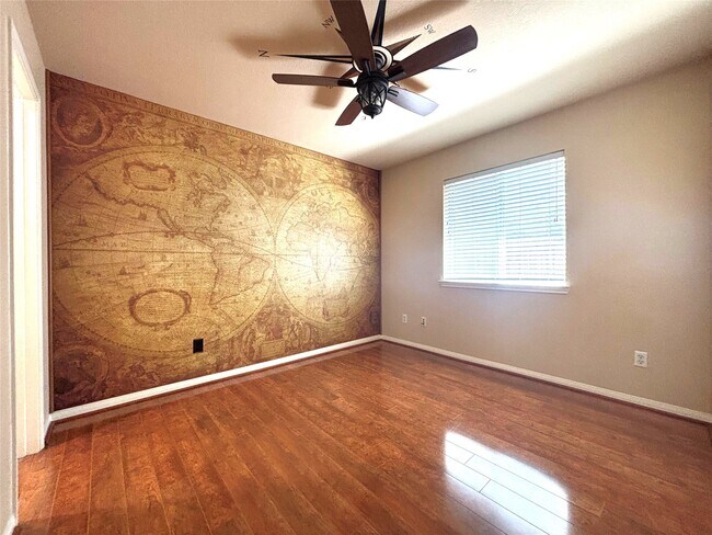 Building Photo - 19123 Center Park Dr