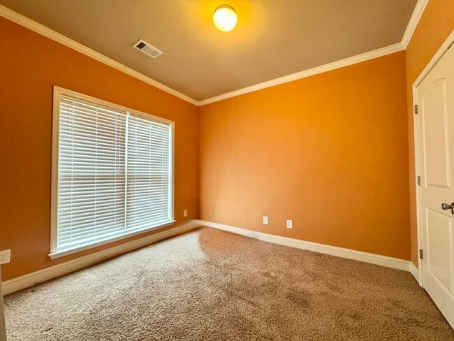 Building Photo - 2510 Grier Cir