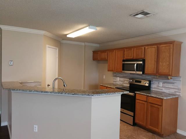 Building Photo - 9905 George Washington Dr