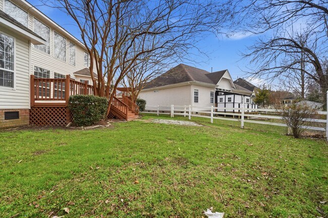 Building Photo - Freshly Renovated & Ready NOW! A First-Time Rental in Castleton! Pet Friendly - Fenced Yard - Gre...