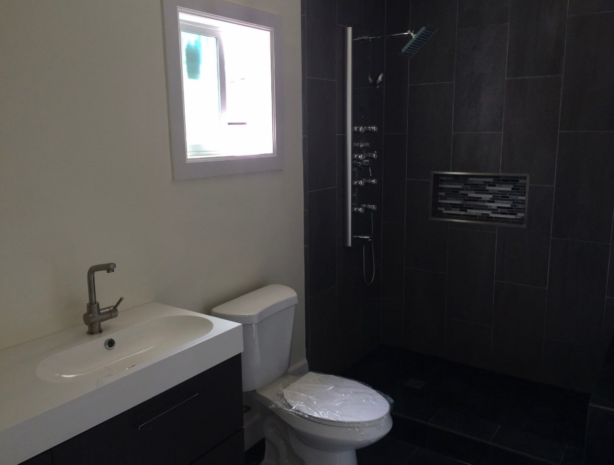 Building Photo - 6470 W 84th Pl