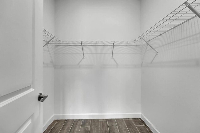 Building Photo - 6429 Seabright Ter