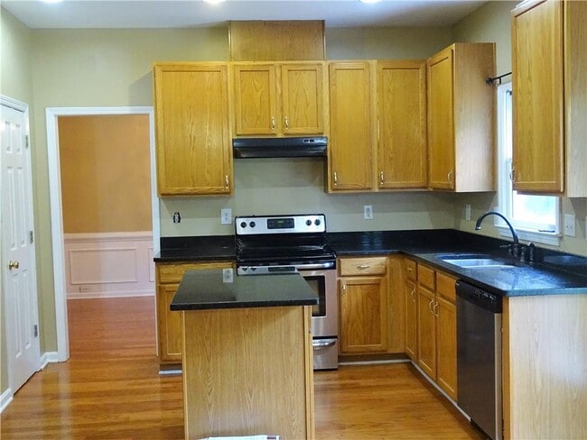 Building Photo - 3485 McClure Woods Dr