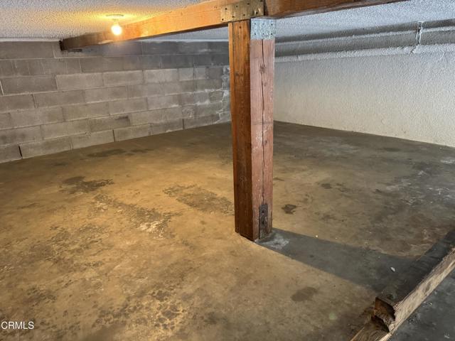 Building Photo - 113 N Almansor St