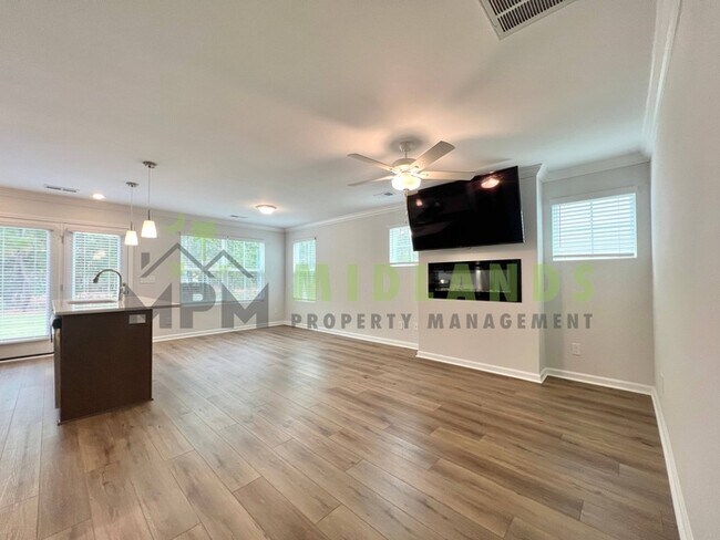 Building Photo - 333 Canary Grass Ct