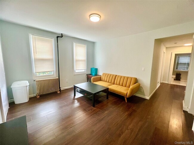 Building Photo - 11 Liberty St