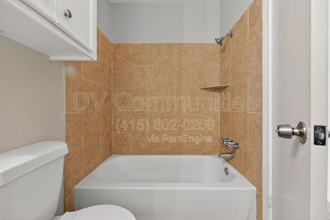 Building Photo - 7922 Coolgrove Dr