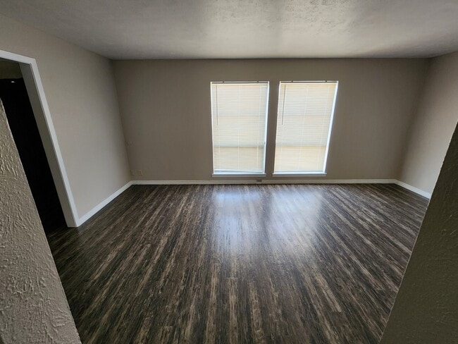 Living Room - 5109 Bastille Ave