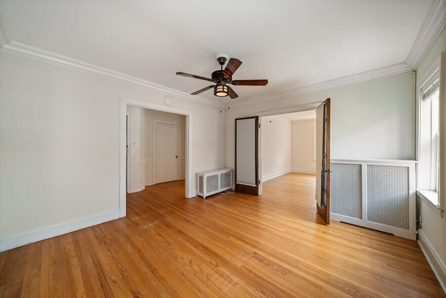 Building Photo - 721 Foster St