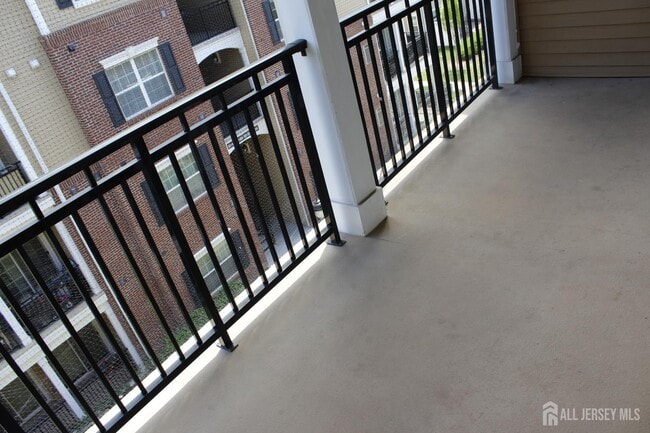 Building Photo - 446 Micali Way