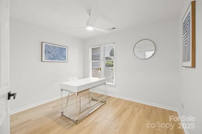 Building Photo - 226 Queens Rd