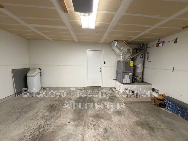 Building Photo - 10527 Brookline Pl NW