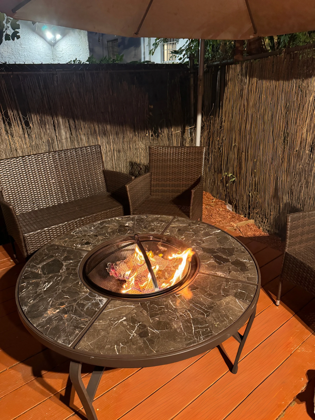 Firepit Dining Area - 2529 Kimball Street