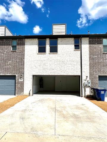 Building Photo - 2933 Tenor Wy