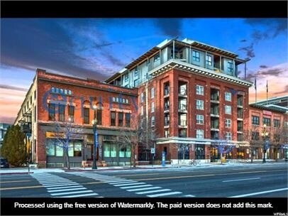 Building Photo - 328 W 200 S