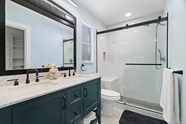 Building Photo - 1820 Rumar Ln