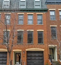 Building Photo - 18 S Regester St