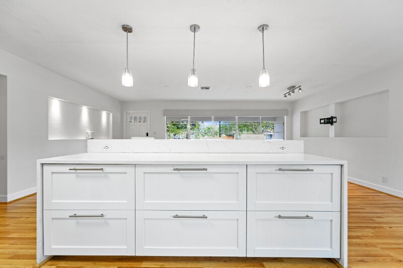 Building Photo - 3355 SW 22nd St