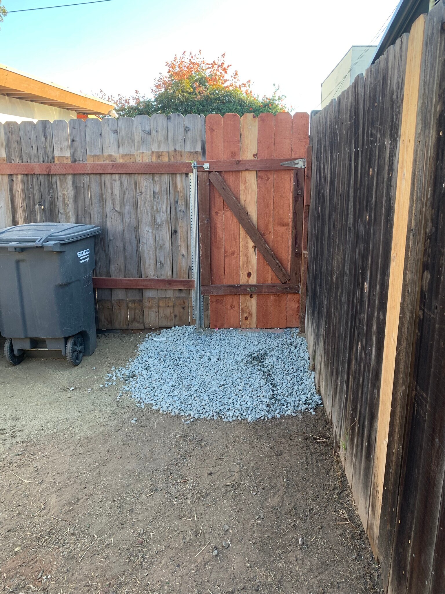 Building Photo - 2911 Central Ave