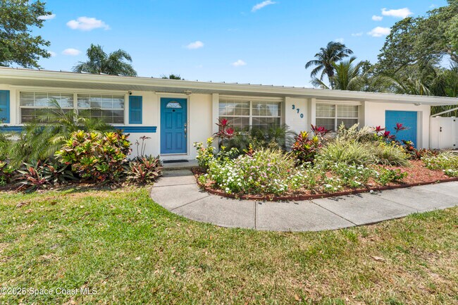 Primary Photo - 370 Capri Rd