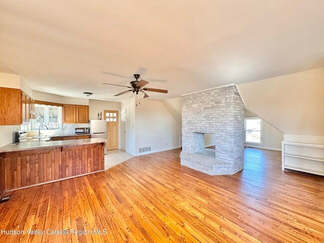 Building Photo - 139 Jefferson Heights