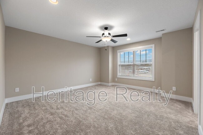 Building Photo - 7226 Sassafras Way