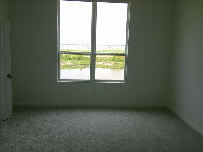Building Photo - 12711 Dog Canyon Trl