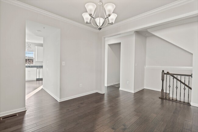 Building Photo - 311 Sunrise Ct