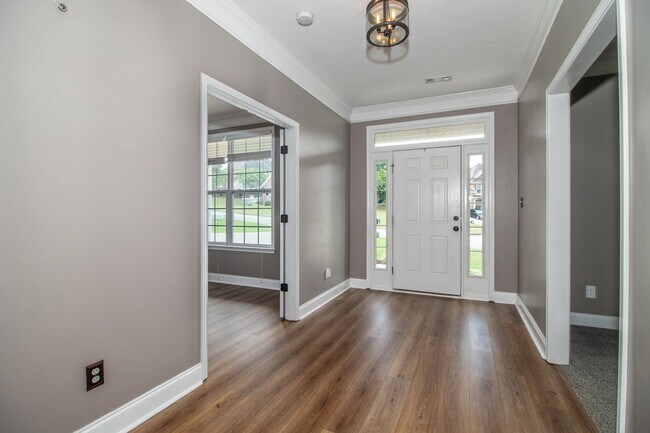 Building Photo - 509 Hardwick Ct