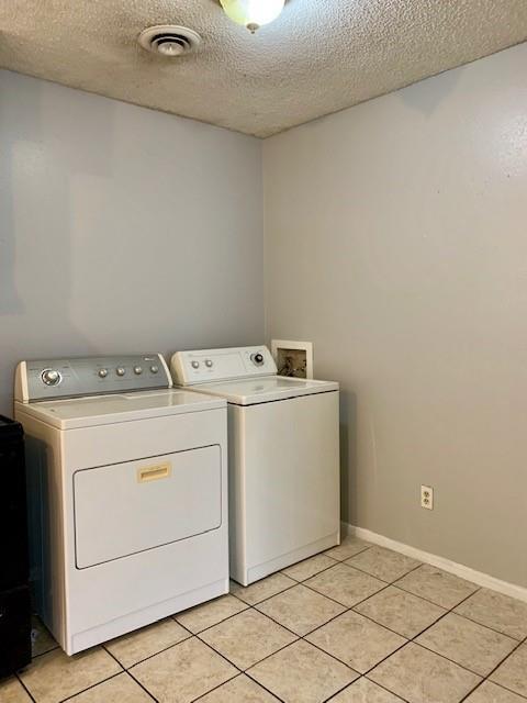 Building Photo - 1600 Juniper Cir