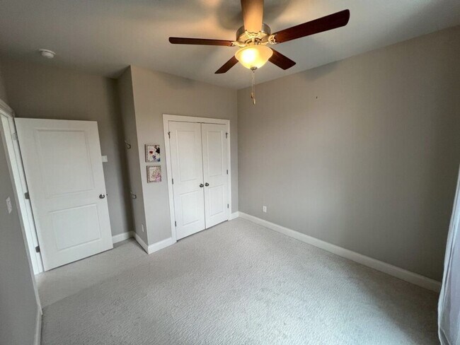 Building Photo - Beautiful 4-Bedroom Home in The Magnificen...