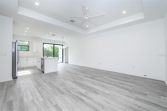 Building Photo - 3304 Glencove St