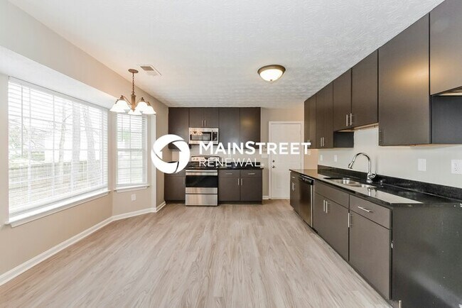 Building Photo - 4 Bedroom Pet-Friendly Home in Decatur, GA...