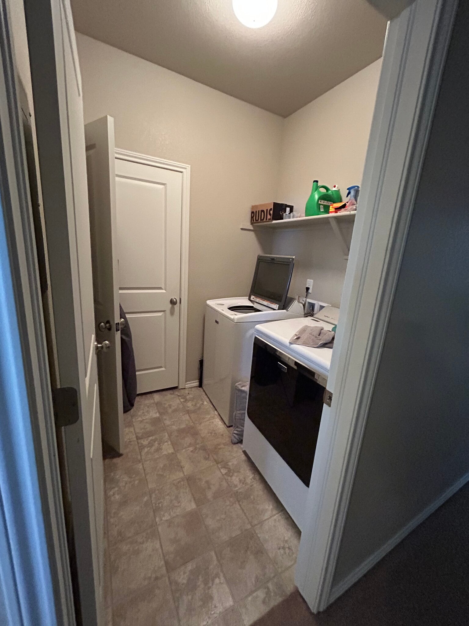 Building Photo - 6915 W 3rd St