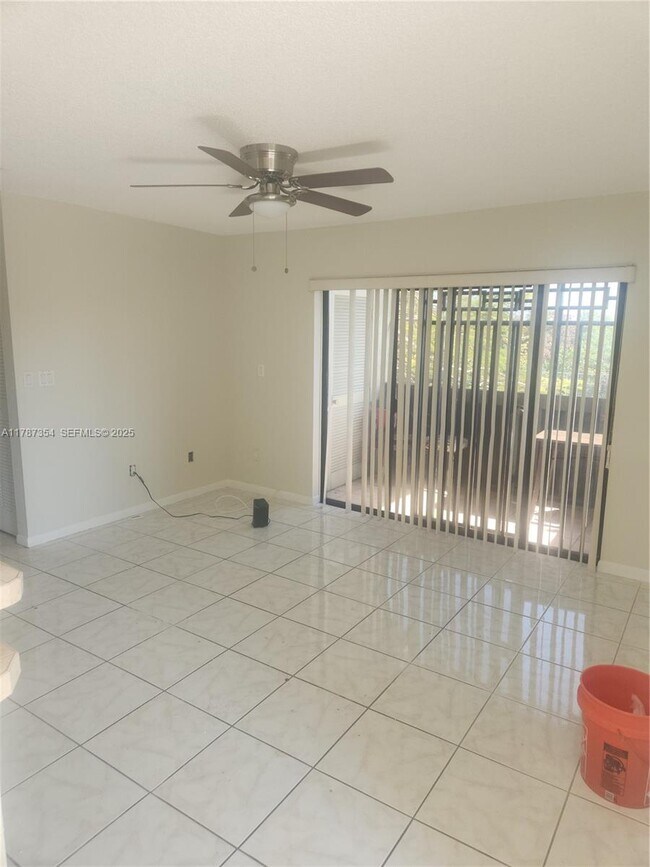 Building Photo - 455 NW 210th St