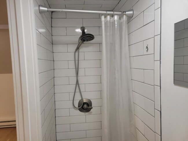 Building Photo - Charming 1910 Craftsman in the Heart of Downtown Longmont