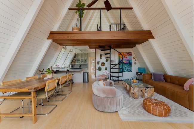 Building Photo - 18475 Circle Dr