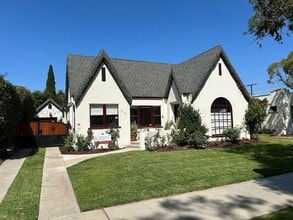 Building Photo - Truly Adorable Tudor Style 2 Bed 1 Bath Home in Anaheim!