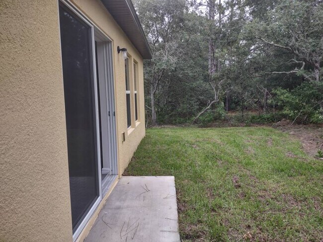 Building Photo - 6248 N Chestnut Terrace