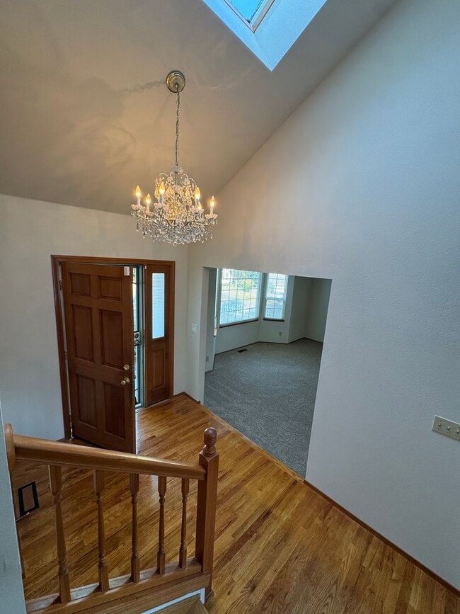 Building Photo - HEART OF SILVERDALE - 4BED 3 BATH HOME