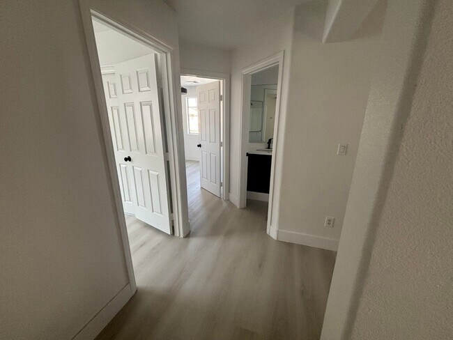 Building Photo - Spacious 4Br/3Ba Home in Galena Pointe – in North Las Vegas