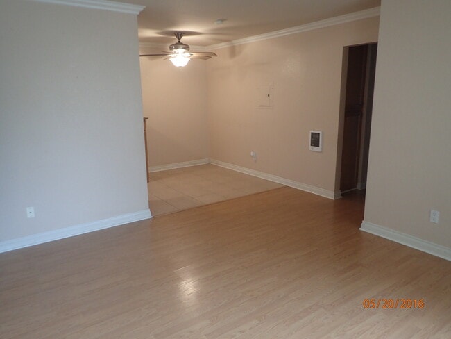 Primary Photo - 2-Bed/1-Bath Condo w/Pool