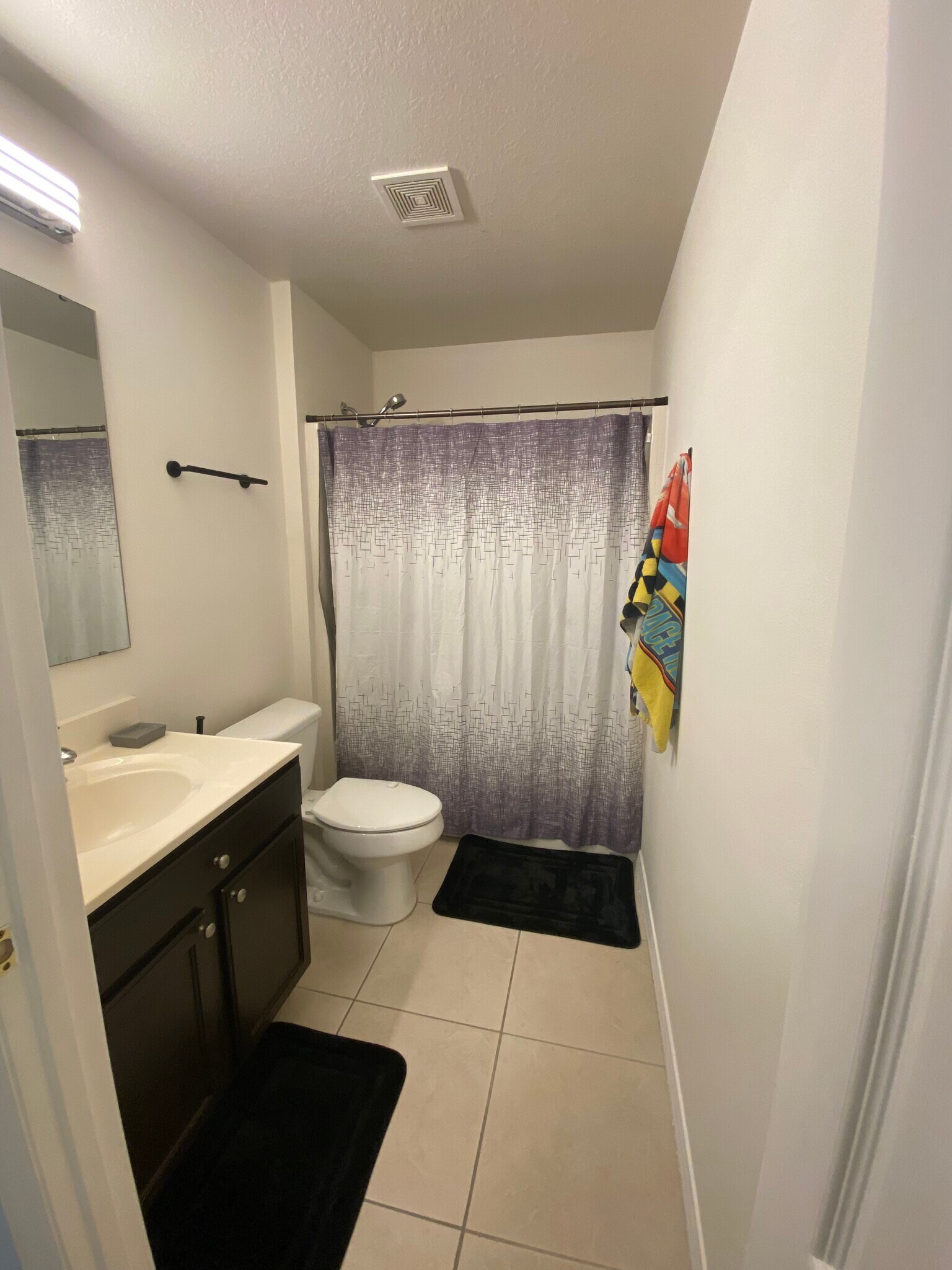 Building Photo - 4600 Tarrega St