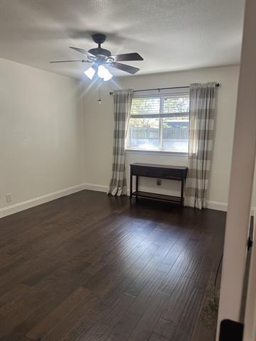 Building Photo - 5408 Cortez Dr