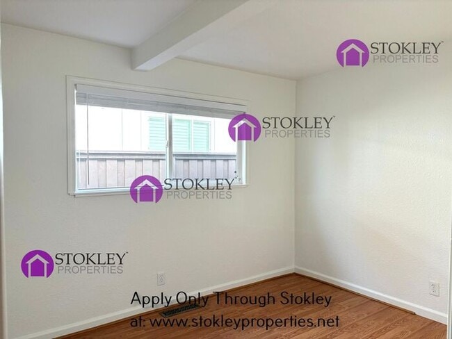 Building Photo - 2838 Loma Vista Ave